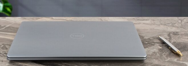 Review chi tiết laptop Dell Inspiron 16 Plus 7640