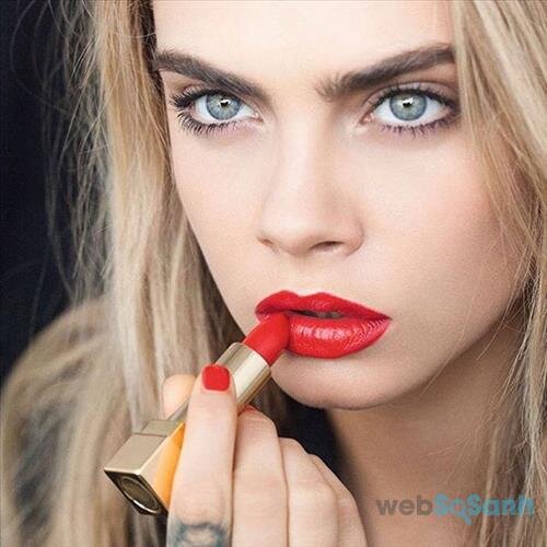 Son YSL Rouge Pur Couture Lipstick màu No. 1 Le Rouge đã trở thành huyền thoại 