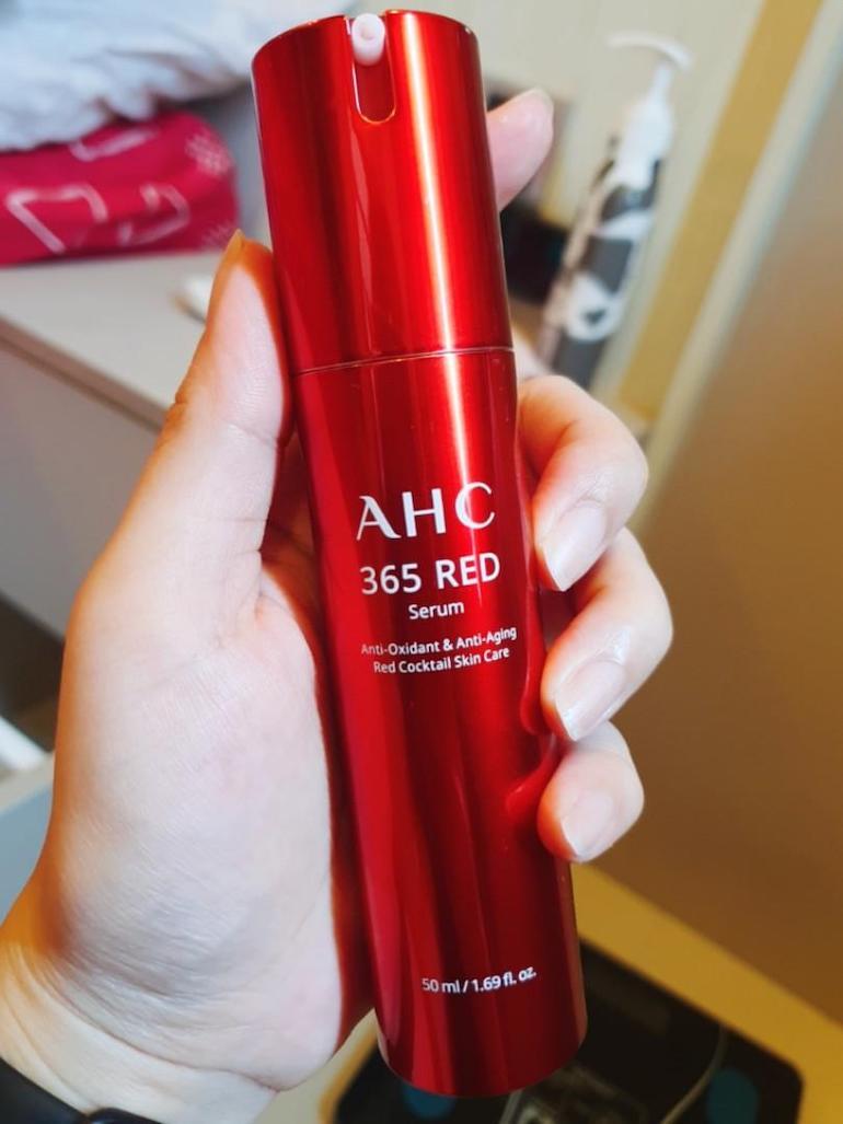 serum AHC màu đỏ