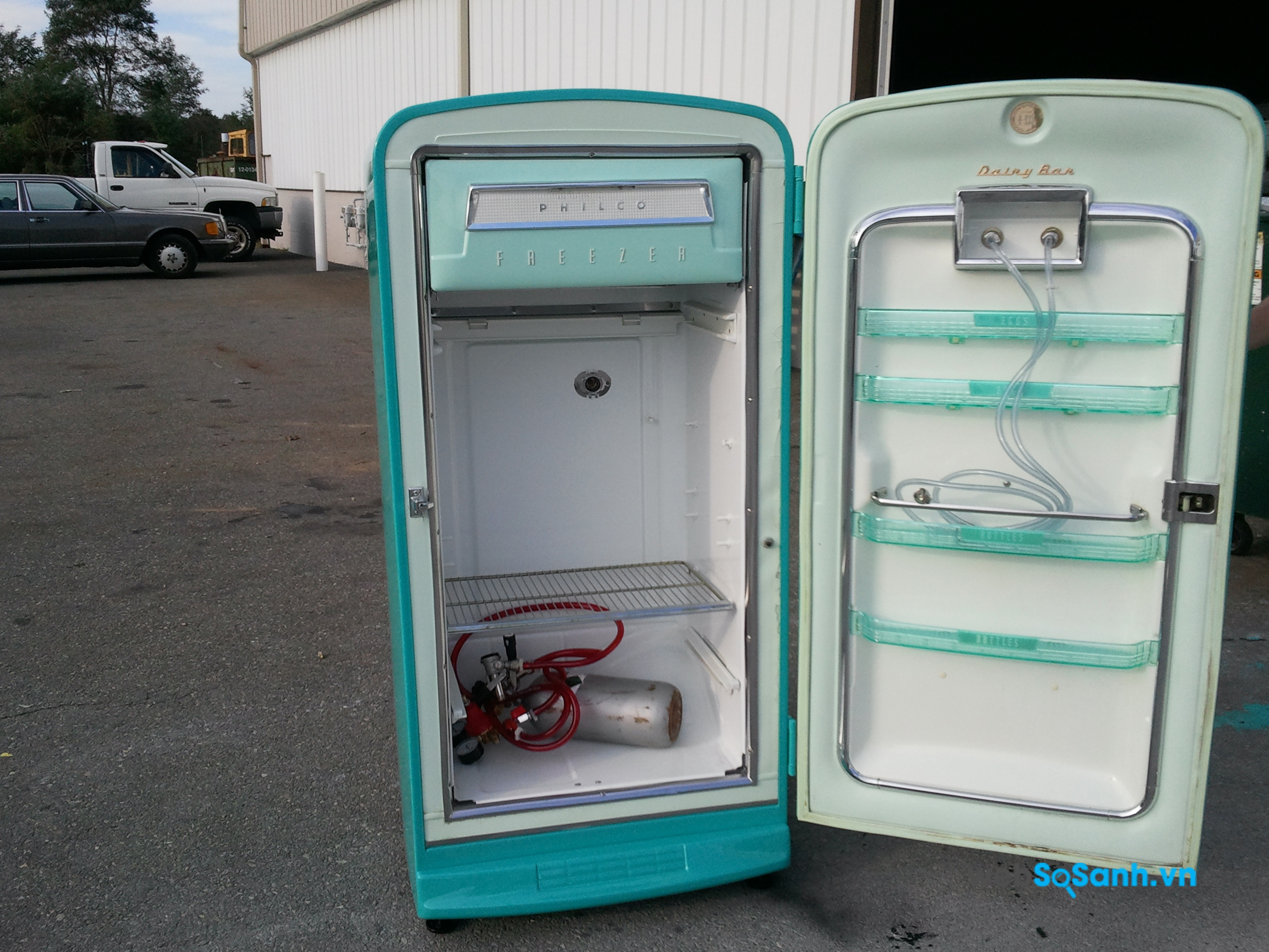 Kiểm tra kỹ càng trước khi mua tủ lạnh sẽ giúp bạn tránh mua phải đống sắt vụn không có khả năng làm lạnh