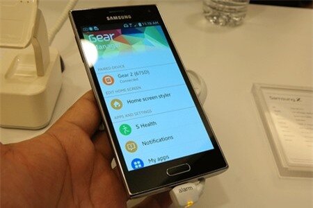 Smartphone Samsung Z chạy Tizen bị 