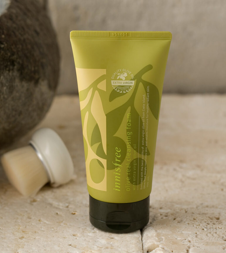 sữa rửa mặt Innisfree olive real cleansing