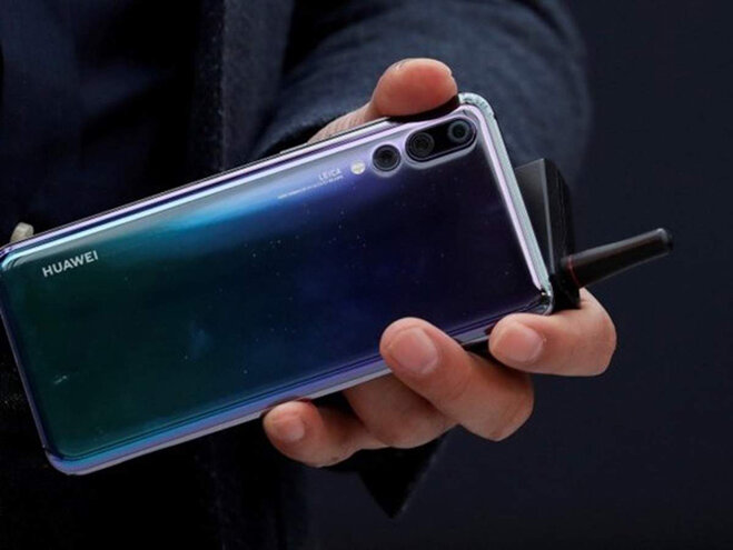 Huawei P30 phiên bản Pro (Nguồn: etimg.etb2bimg.com)