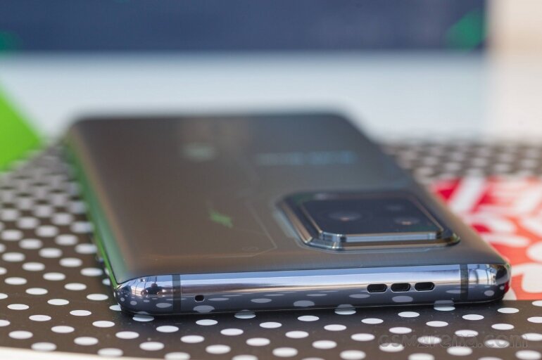 giá xiaomi black shark 5 pro bao nhiêu tiền