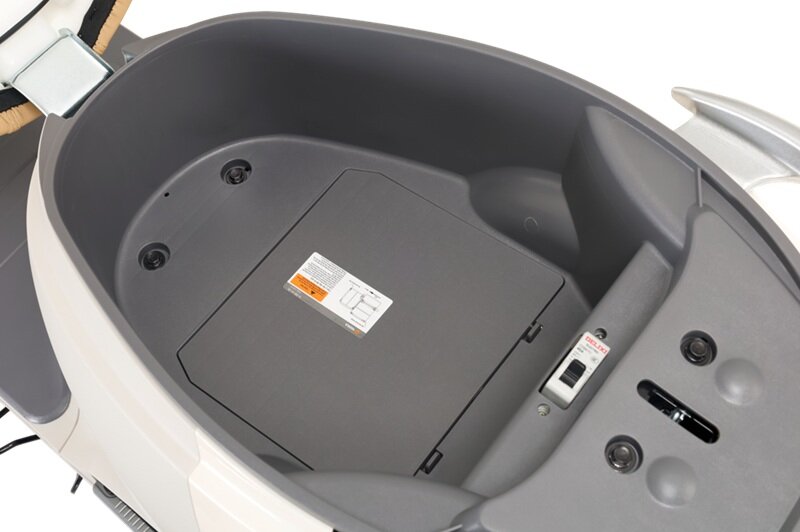 Xe máy điện Yadea giá 15,99 triệu đồng gây ấn tượng nhờ trang bị hiện đại, pin tốt