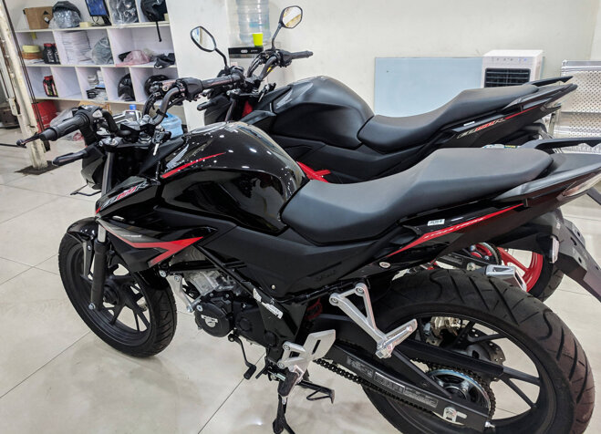 Xe Honda CB150R StreetFire