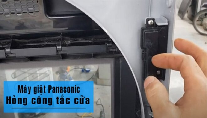 máy giặt panasonic báo lỗi u12