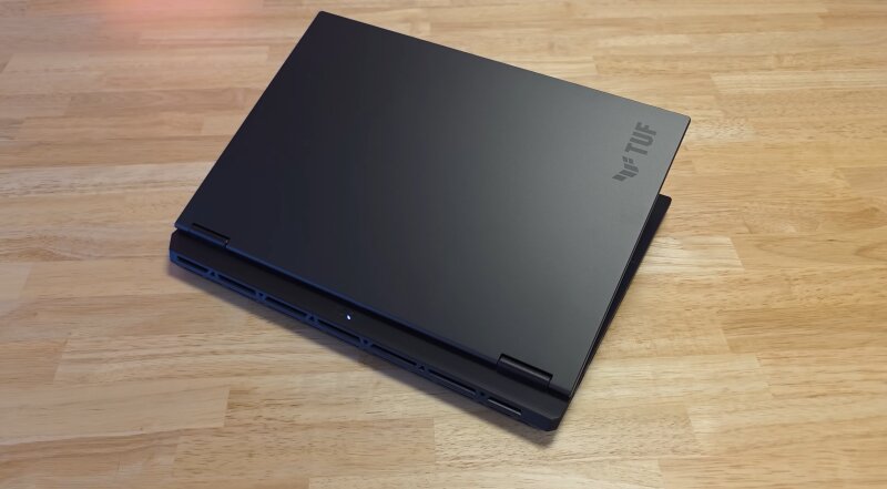 ASUS TUF Gaming A16 (2025): Laptop RTX 5000 giá rẻ đáng kinh ngạc