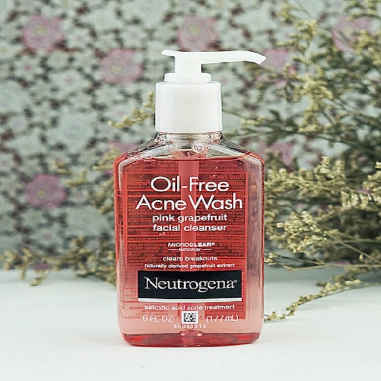 Sữa rửa mặt Neutrogena oil free acne wash – Pink Grapefruit