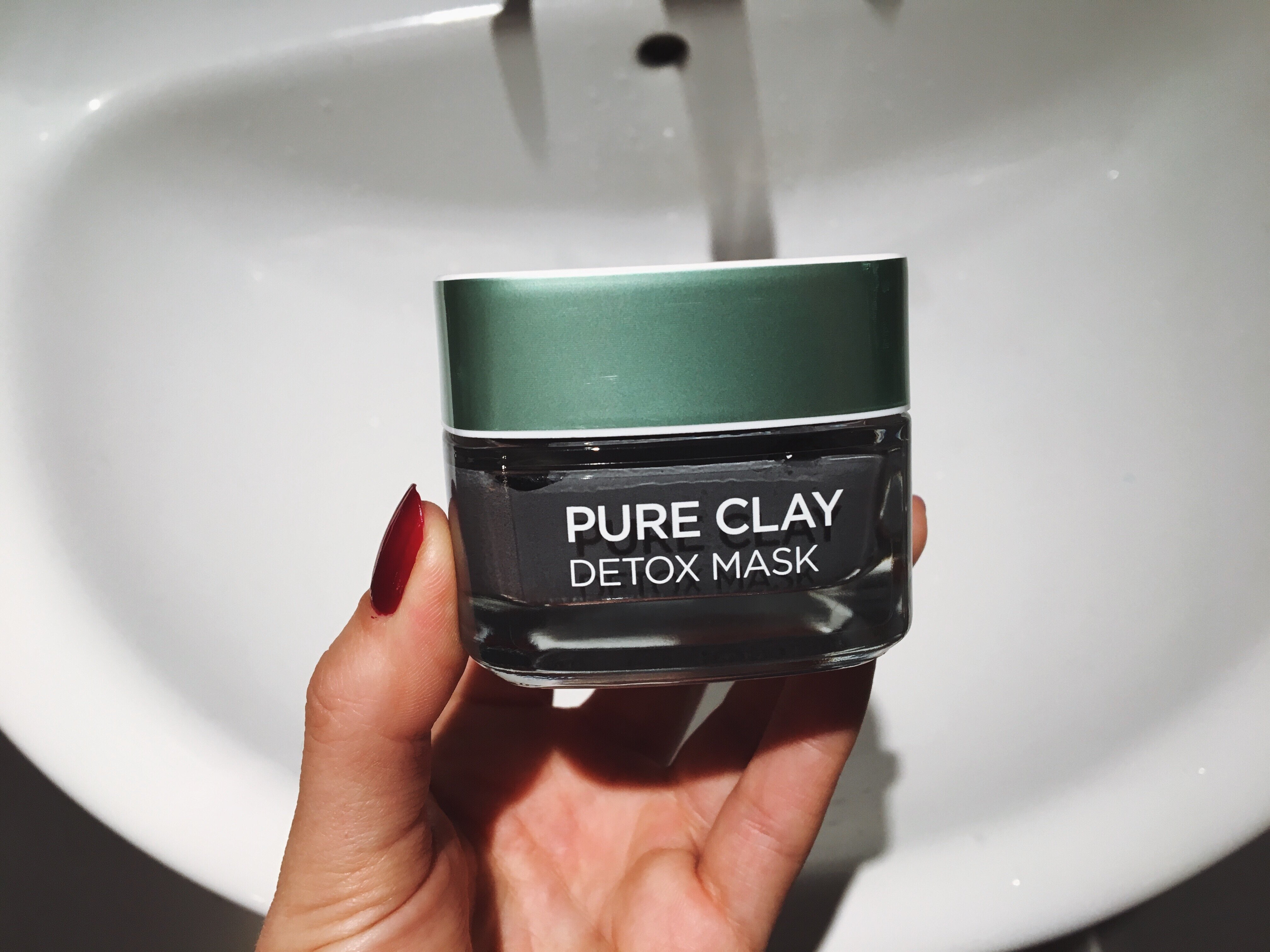 Mặt nạ thải độc L’Oréal Pure Clay Detox Mask
