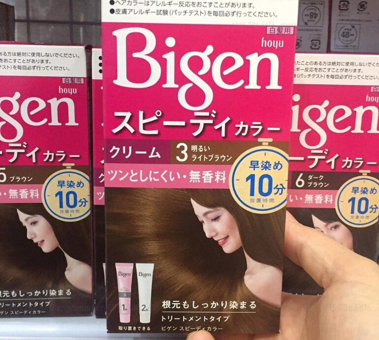 Điểm nổi bật của thuốc nhuộm tóc Bigen là tính chuyên nghiệp của nó. Với công thức tiên tiến và chất lượng cao, chiếc tóc của bạn sẽ được nhuộm một cách đều màu, không bị khô ráp hoặc nứt khi sử dụng.