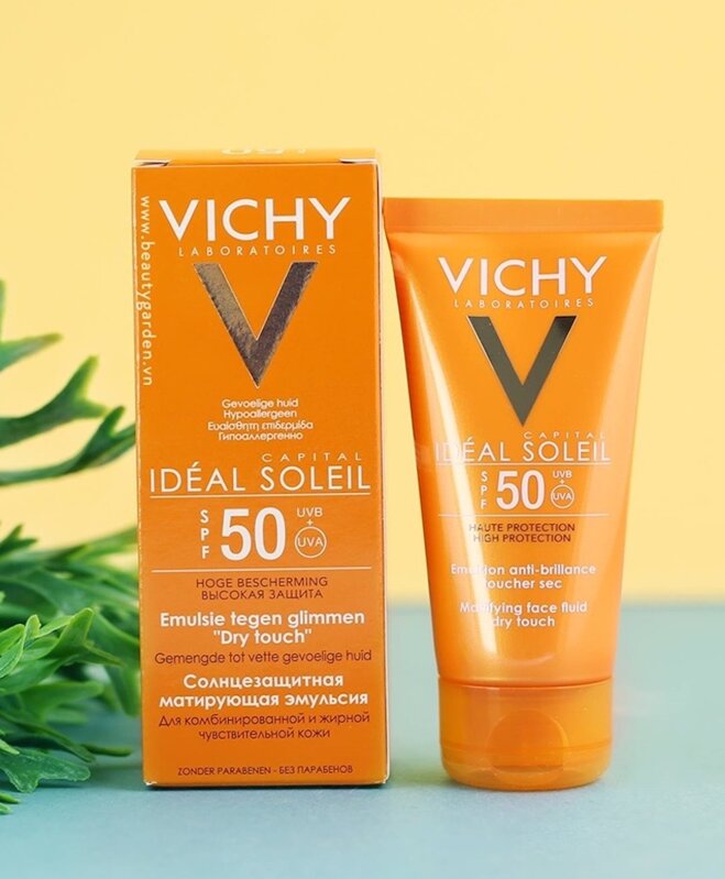 Tone-enhancing sunscreen