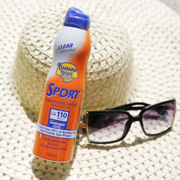 Xịt chống nắng Banana Boat Sport SPF 110