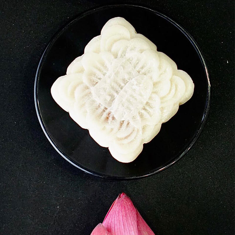 Bánh trung thu dẻo đậu xanh thơm ngon