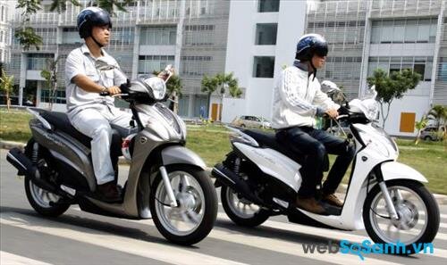 Kymco People vận hành khá ổn, với mức tiêu hao nhiêu liệu tốt