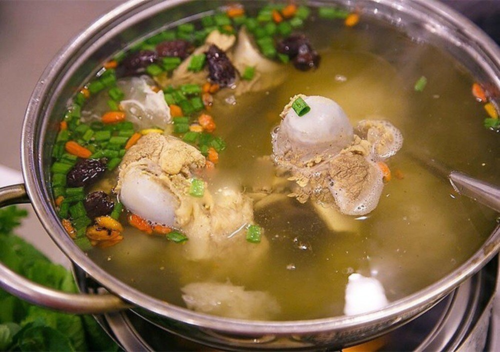 Bone broth contains many nutrients that are good for the body 