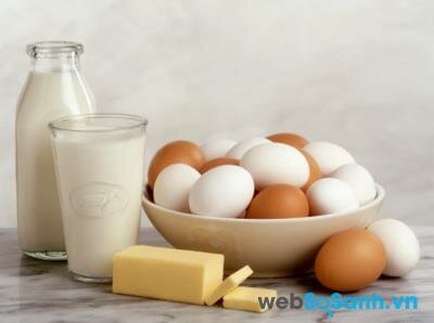 Làm bánh, bổ sung phomai vào món trứng rán là những cách tăng canxi trong khẩu phần đặc biệt của trẻ