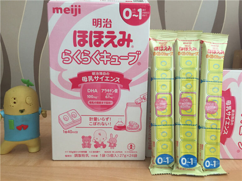 mẹ có thể mua ngay 1 thanh sữa Meiji cho con uống thử