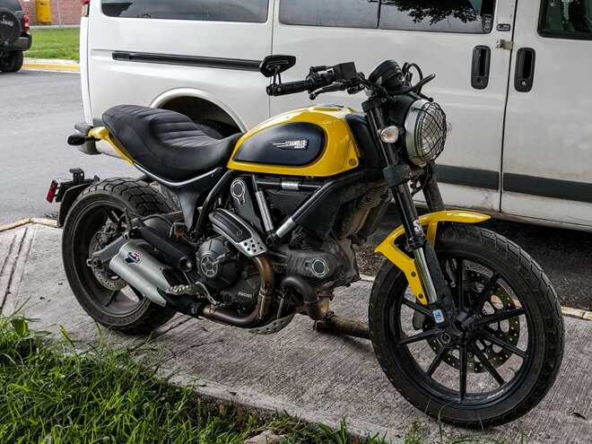 Tổng thể kích thước xe phiên bản Full Throttle xe Ducati Scrambler khá nhỏ gọn