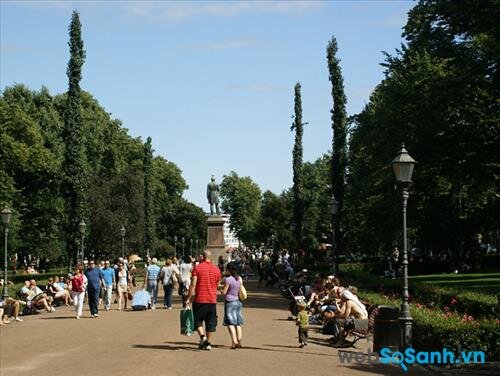 Công viên Esplanadi được rất nhiều du khách đến tham quan 