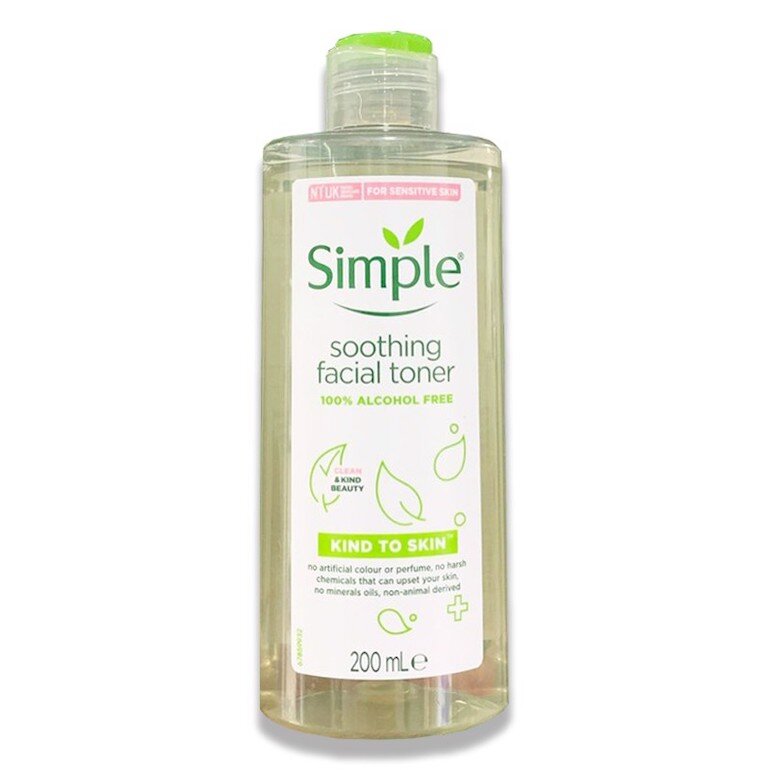 Nước hoa hồng dành cho da dầu Simple Kind To Skin Soothing Facial Toner