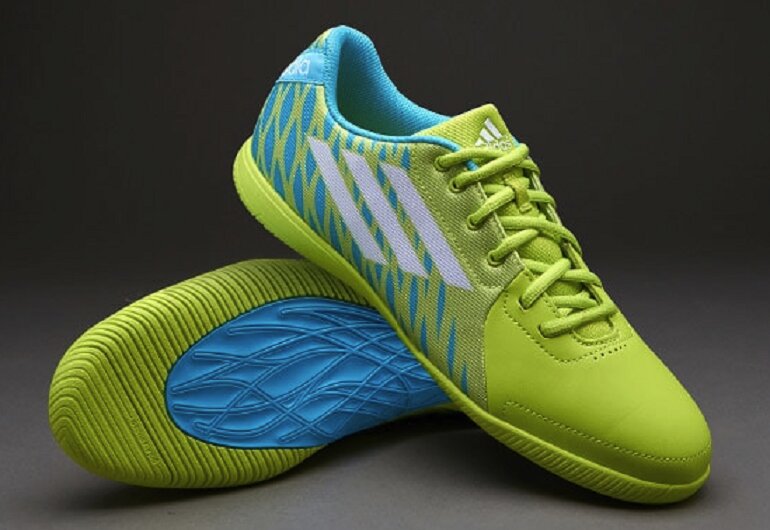 Giày bóng đá Adidas Freefootball SpeedKick