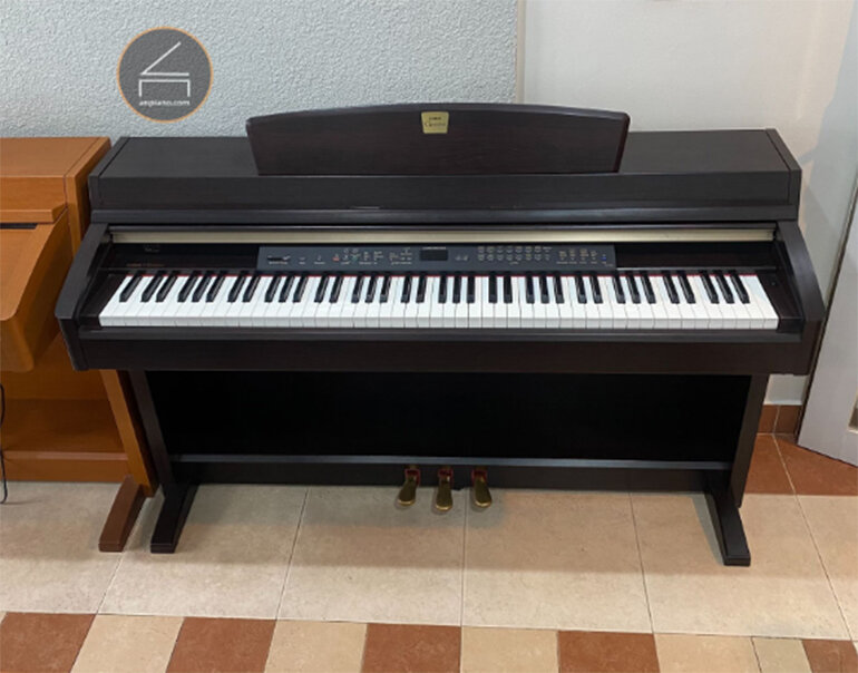 Đàn piano điện Yamaha CLP 230