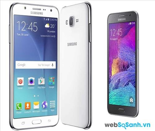 Bạn có thể mở rộng bộ nhớ với Galaxy J7, trong khi đó với Xiaomi Mi4i thì không thể