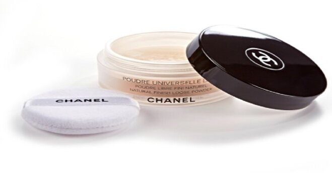 phấn phủ kiềm dầu Chanel