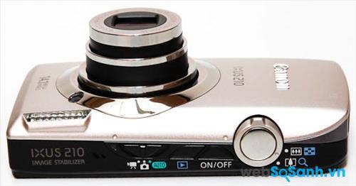 Cạnh đỉnh của máy ảnh du lịch Canon IXUS 210 là nơi tập trung toàn bộ các nút vật lý của máy