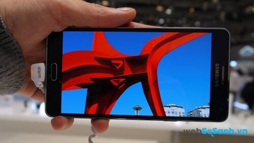 Samsung Galaxy A7 màn hình lớn sắc nét