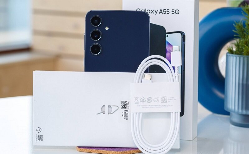 Giá Samsung Galaxy A55 5G giảm, củng cố vị thế 