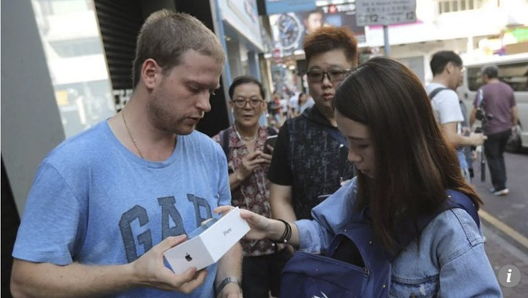 Vì sao Apple chỉ bán iPhone Xs và iPhone Xs Max 2 SIM ở thị trường Trung Quốc