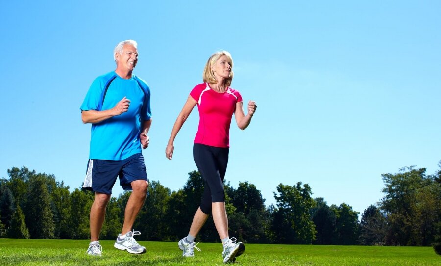 Vận động thể thao giúp phòng chốt tê nhức chân tay hiệu quả 
