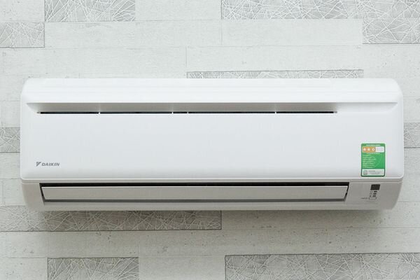 Điều hòa - Máy lạnh Daikin FTV25AXV1 - Treo tường, 1 chiều, 9000 BTU