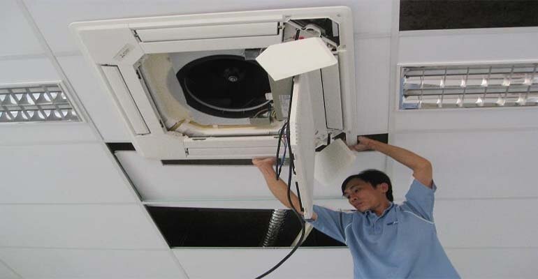 Máy lạnh âm trần Daikin vệ sinh vô cùng dễ dàng may lanh am tran daikin 2