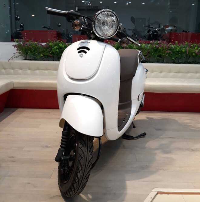 Đánh giá xe máy điện Honda Mono có tốt không?