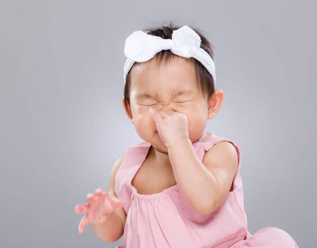 Sử dụng máy hút dịch mũi cho trẻ
