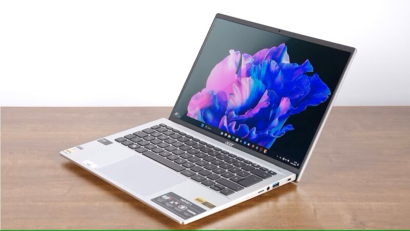 Acer Swift Go 14 AI (SFG14-72): Laptop mỏng nhẹ hiệu năng cao, màn hình OLED sáng!