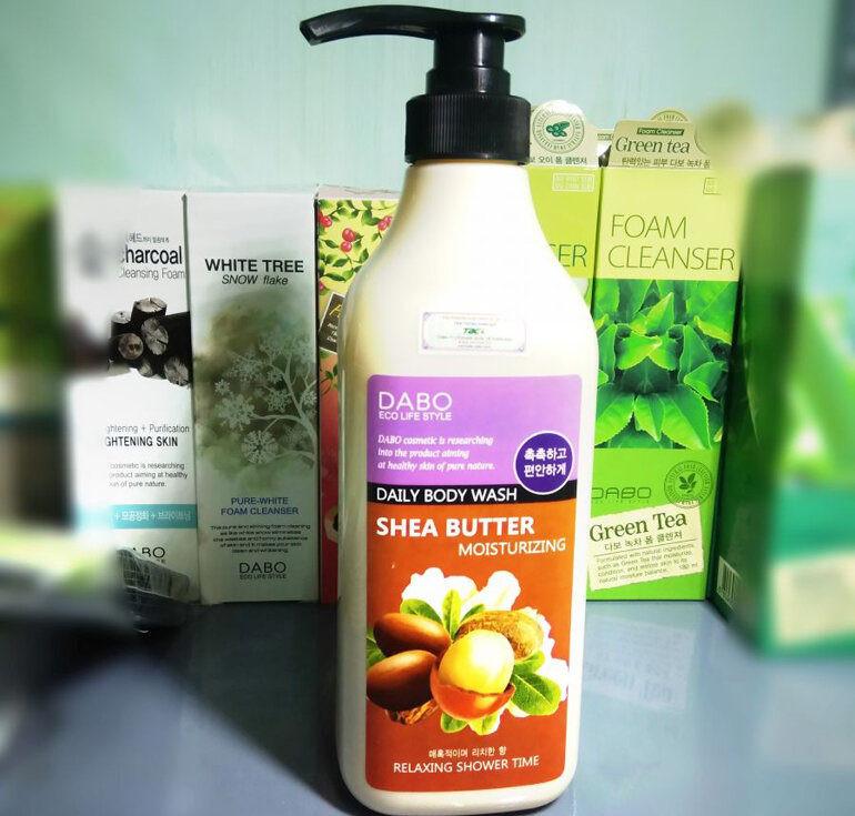 3 loại sữa tắm phù hợp cho da khô được ưa chuộng hiện nay 2 Sữa tắm DABO tinh chất bơ 750ml