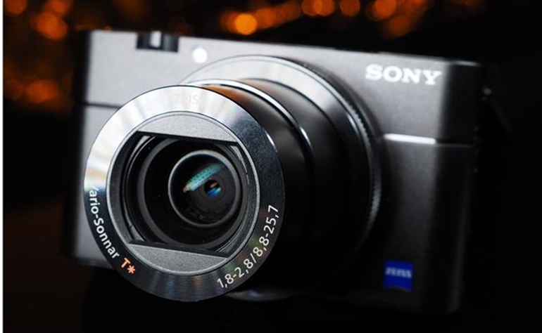 sony rx100 v