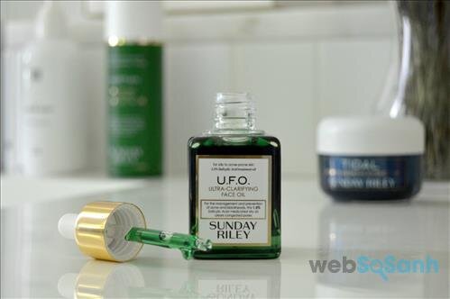 Dầu dưỡng da mụn Sunday Riley U.F.O. Ultra­Clarifying Face Oil