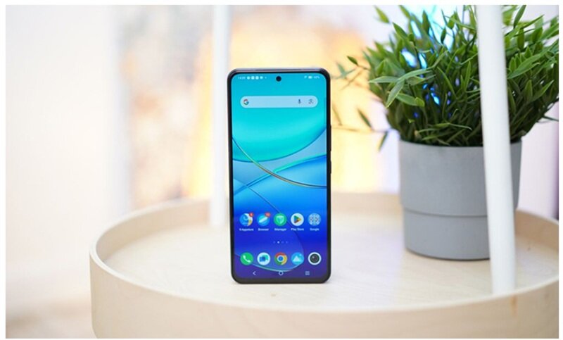 Vivo Y100 - điện thoại giá 5 triệu đồng mà toàn trang bị 