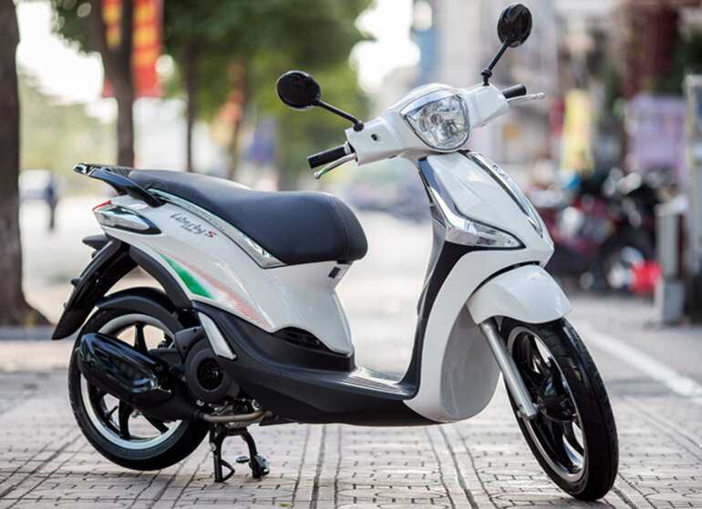 xe máy piaggio liberty