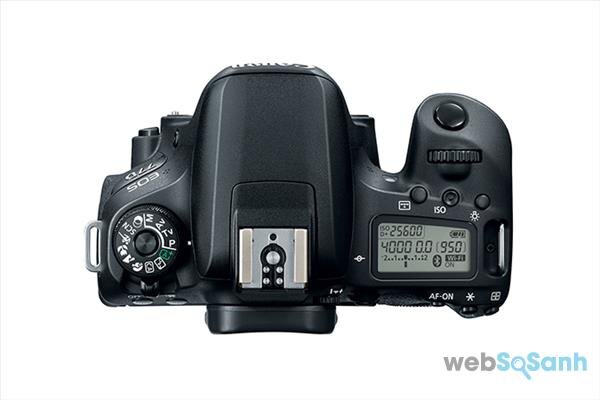Máy ảnh Canon EOS 77D