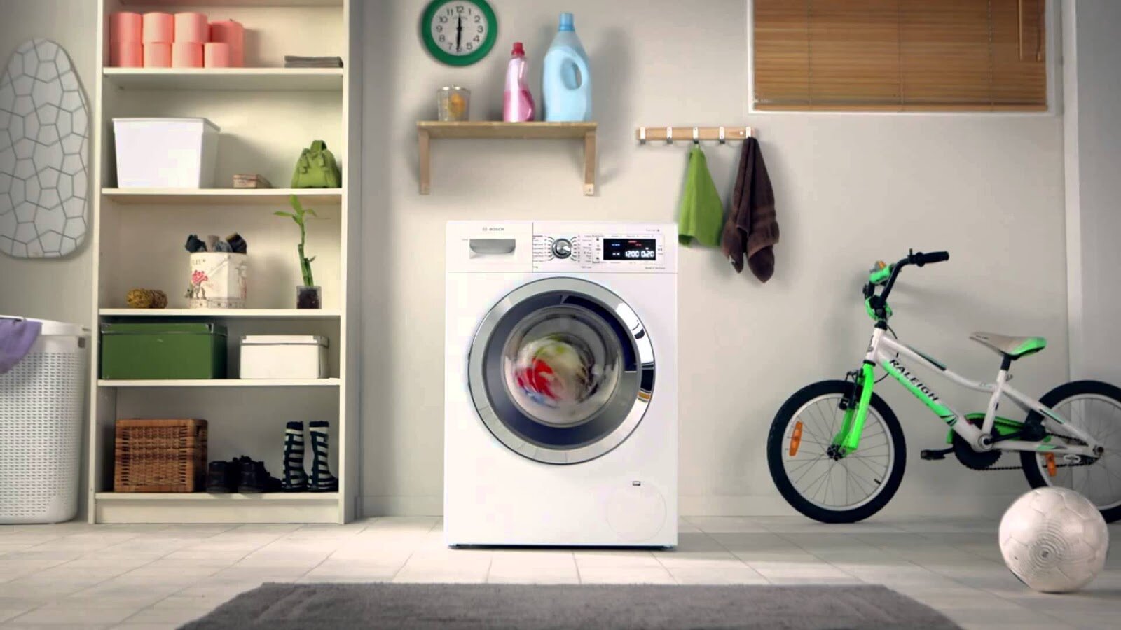 Máy giặt bằng hơi nước thương hiệu LG