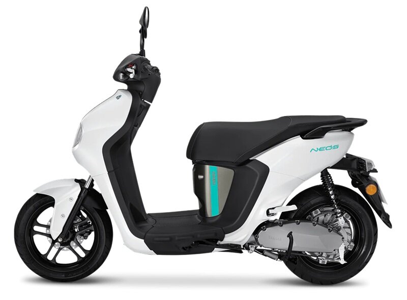 Loạt xe máy điện pin sạc rời tiện lợi linh hoạt, giá chỉ từ 13,9 triệu đồng