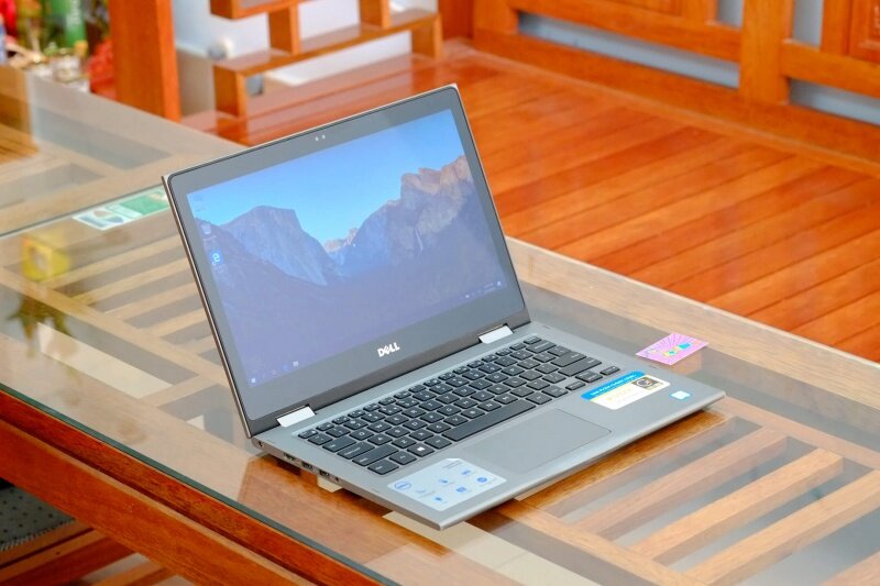 Chất lượng màn hình hiển thị của Dell Inspiron 13 5378