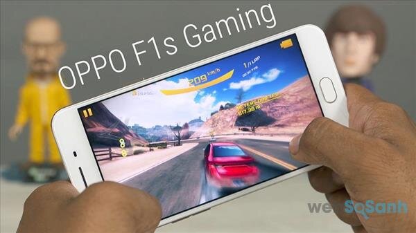 Smartphone chơi game Oppo F1s