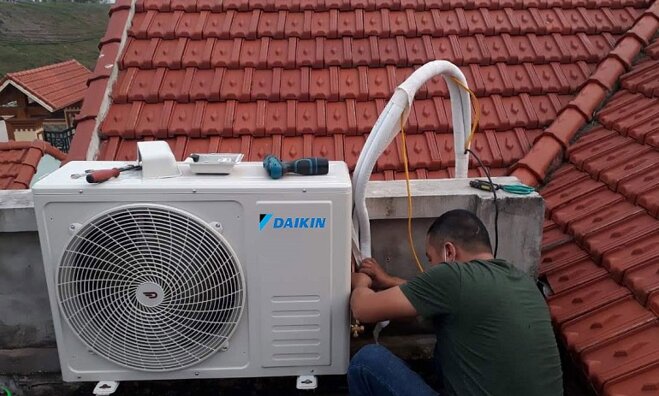 mã lỗi J6 điều hòa Daikin